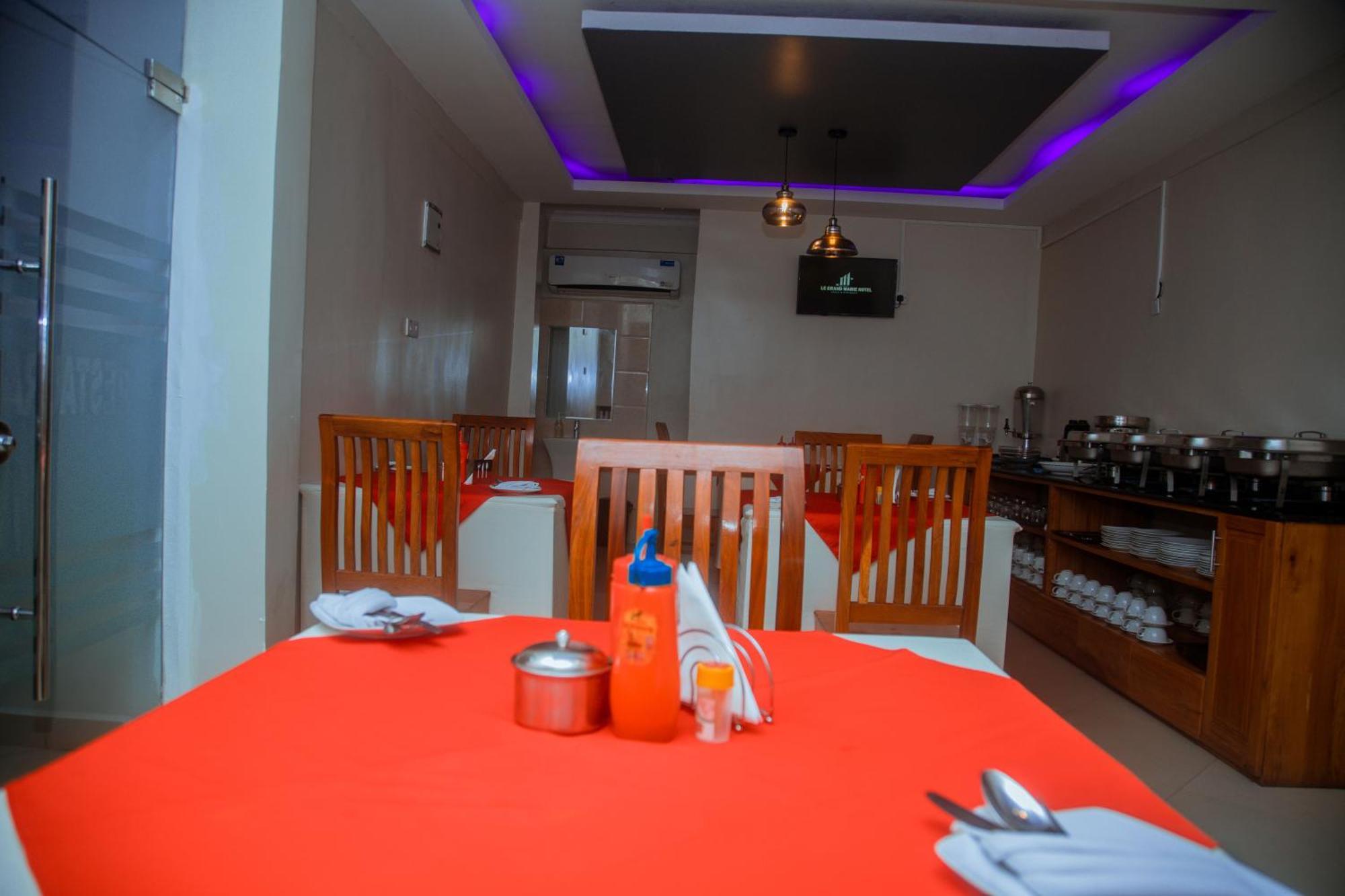 Le Grand Marie Hotel Dar es Salaam Eksteriør billede