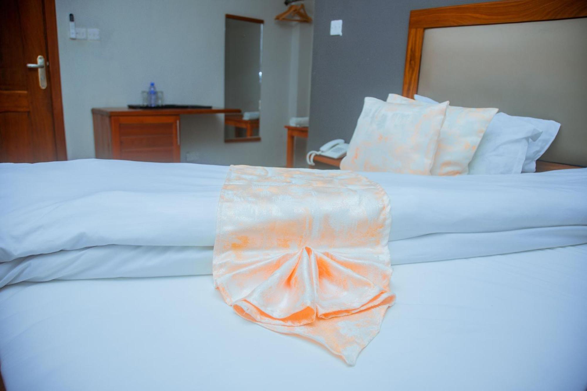 Le Grand Marie Hotel Dar es Salaam Eksteriør billede